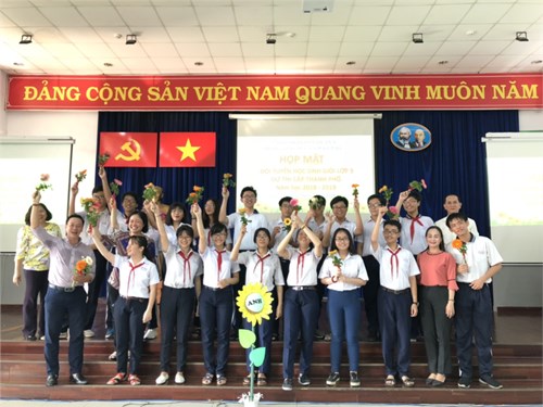 Họp mặt học sinh giỏi cấp thành phố năm học 2018 - 2019